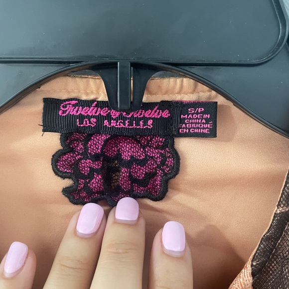 Twelve by Twelve Jacket - Picture 3 of 4